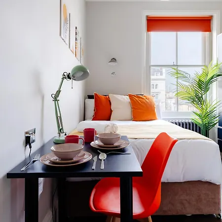 The Bayswater Bliss | Stylish & Modern Studios!